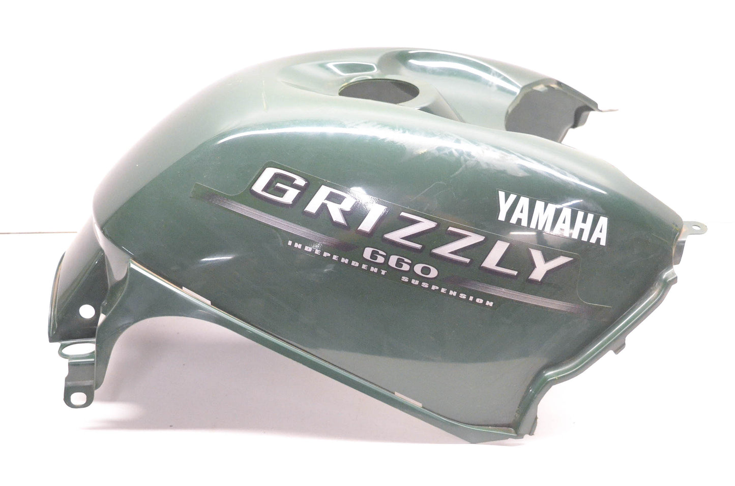 New OEM Yamaha 5KM-2171A-10-00 Center Tank Fender NOS