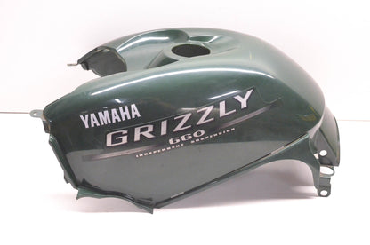 New OEM Yamaha 5KM-2171A-10-00 Center Tank Fender NOS