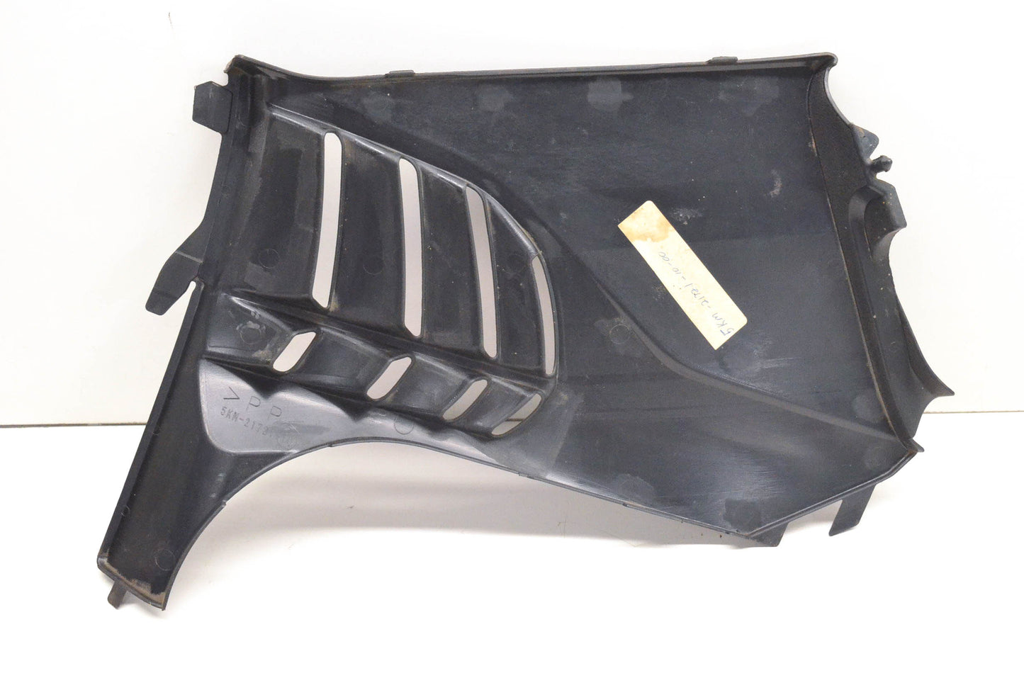 New OEM Yamaha 5KM-21721-10-00 Black Side Cover #2 NOS