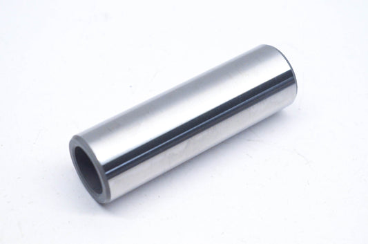 New OEM Suzuki 12151-87B00-000, 3003-338, 3008-482 Piston Pin NOS