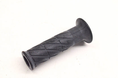 New OEM Yamaha 4FM-26241-01-00 Handlebar Grip NOS