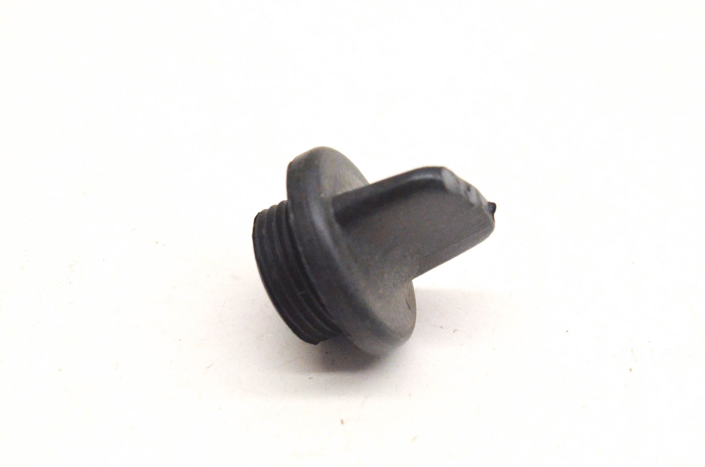 New OEM Yamaha 116-15363-00-00 Oil Plug NOS