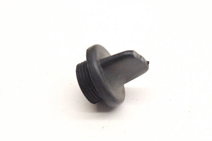 New OEM Yamaha 116-15363-00-00 Oil Plug NOS