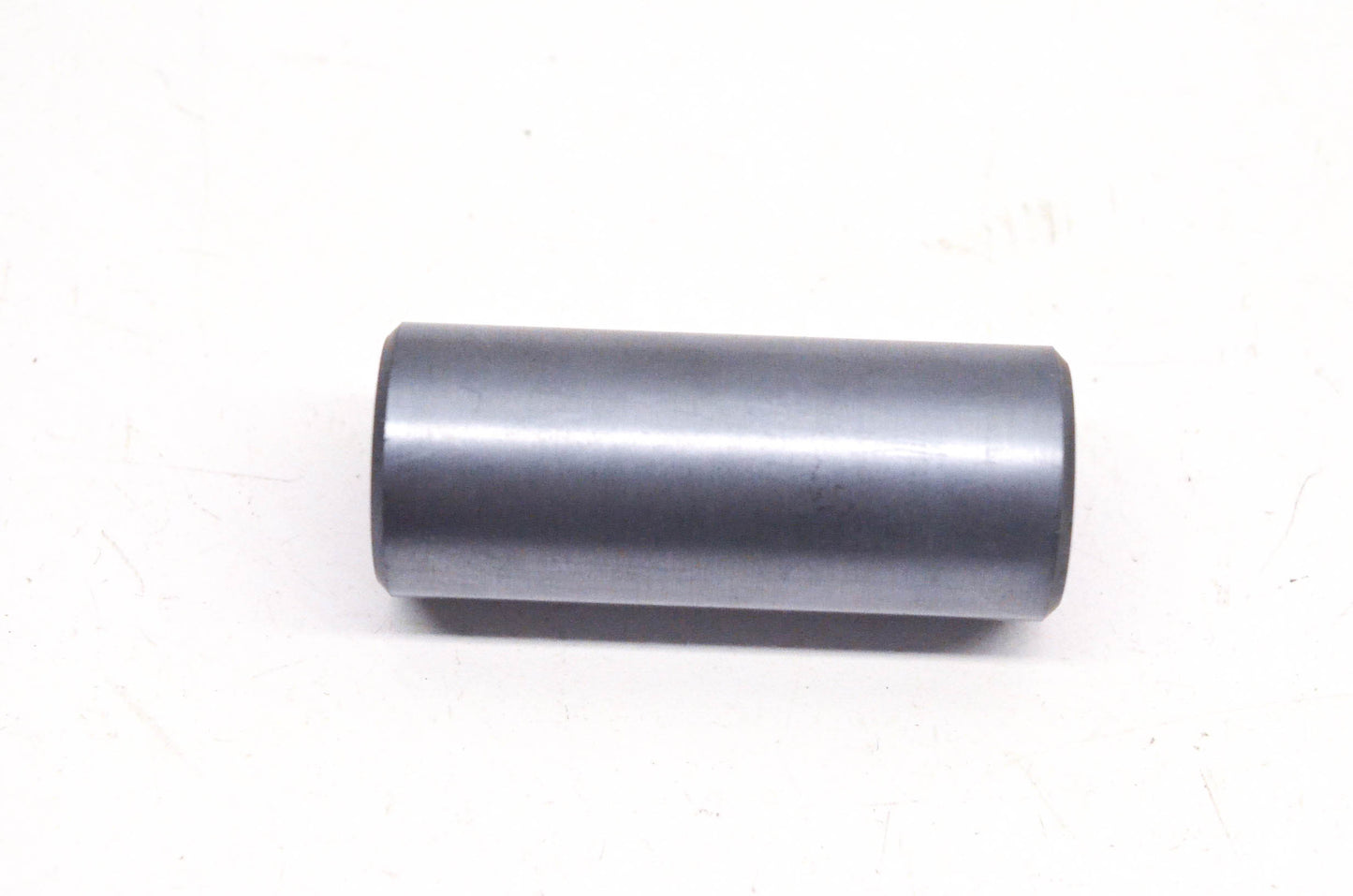 New OEM Yamaha 5TG-11633-10-00 Piston Pin NOS