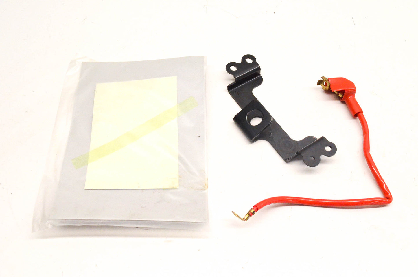 New OEM Yamaha 90891-30098-00 Battery Kit NOS