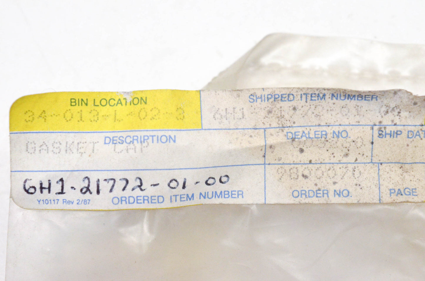 New OEM Yamaha 6H1-21772-01-00 Cap Gasket NOS