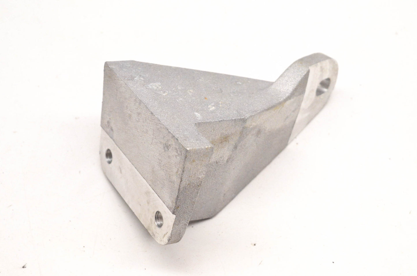New OEM Arctic Cat 0708-038 Front Right Engine Mount Bracket NOS