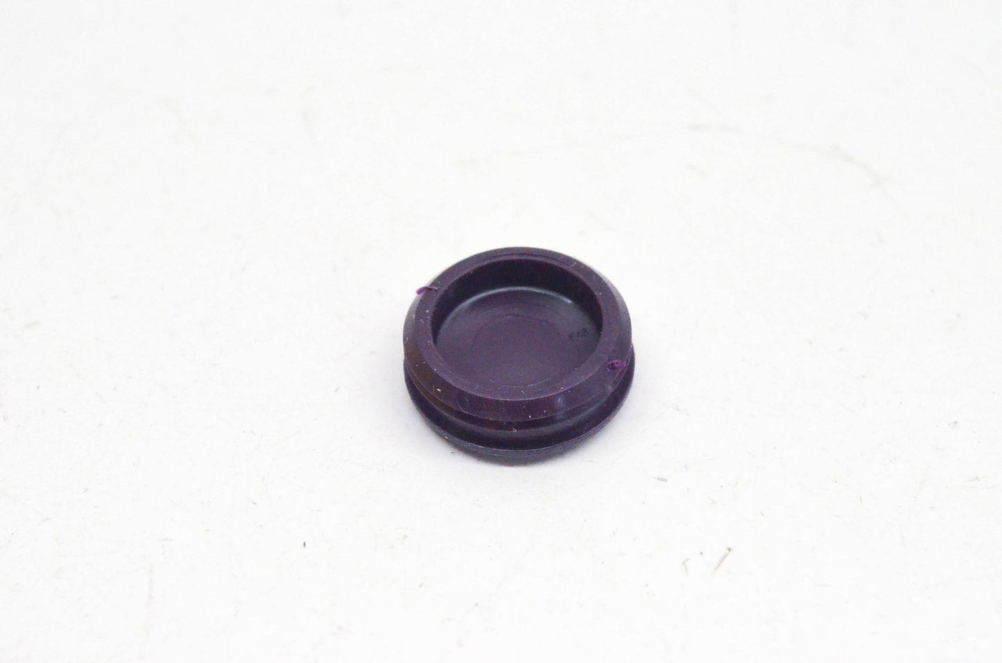 Aftermarket 277000606 Voilet Grip Snap Cap NOS
