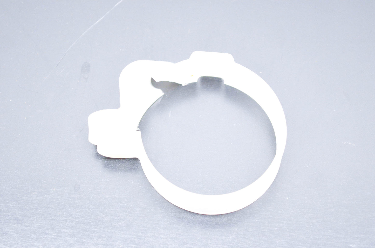 New OEM Yamaha 26A-23318-00-00 Cable Holder NOS