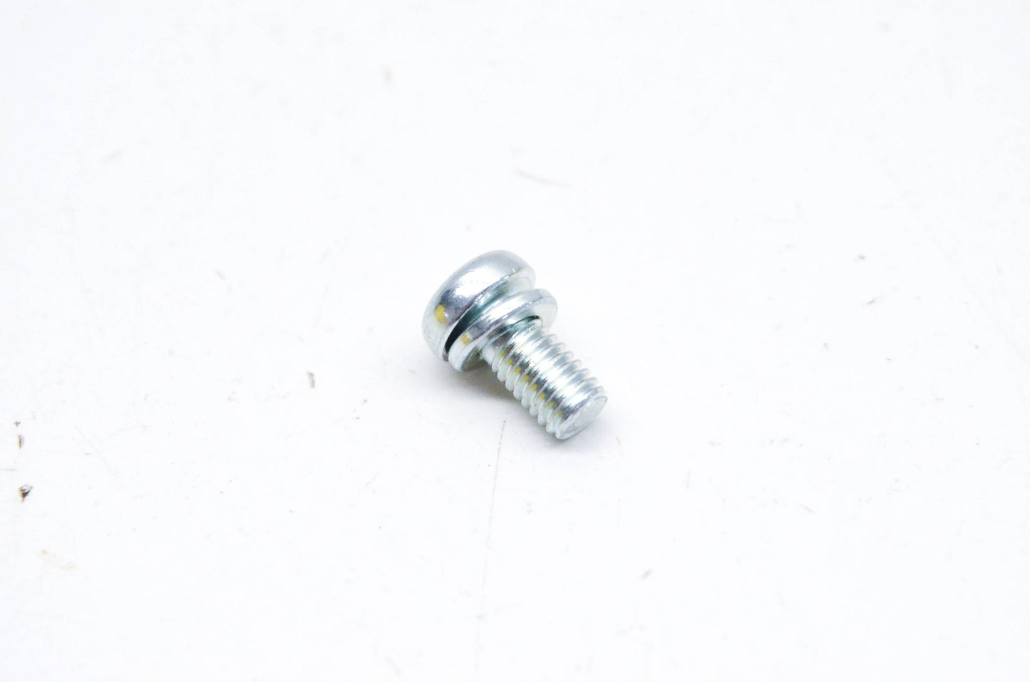 New OEM Yamaha 5LP-83925-10-00 Lever Fitting Screw NOS