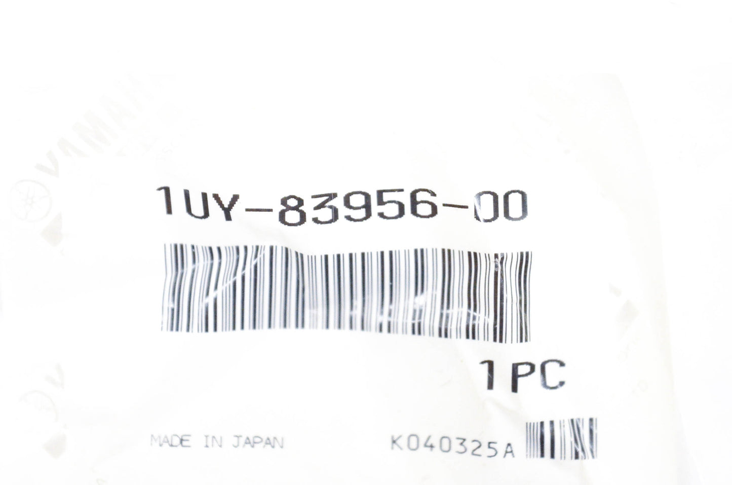 New OEM Yamaha 1UY-83956-00-00 Black Cap NOS