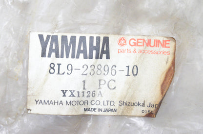 New OEM Yamaha 8L9-23896-10-00 Bracket NOS