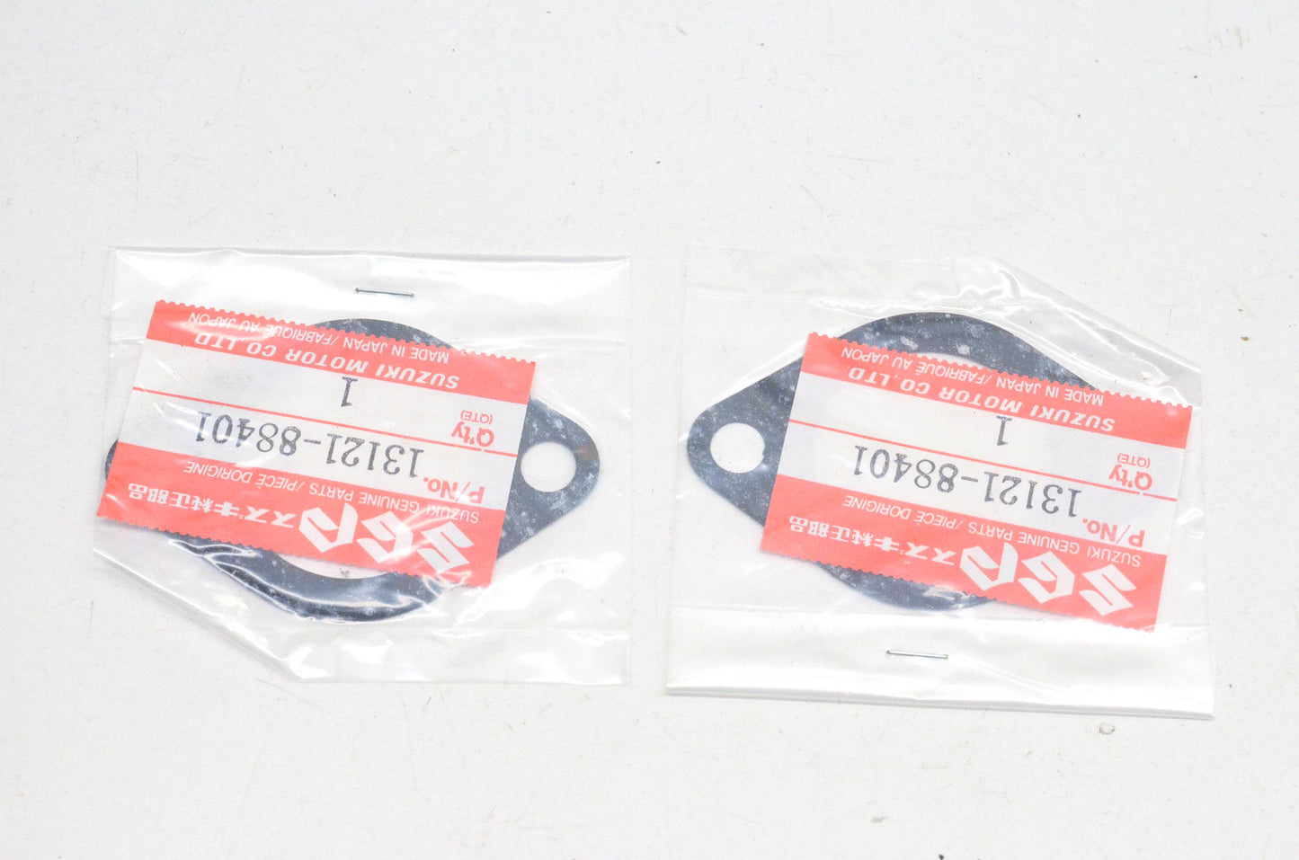 New OEM Suzuki 3003-316 Snowmobile Intake Gaskets Qty 2