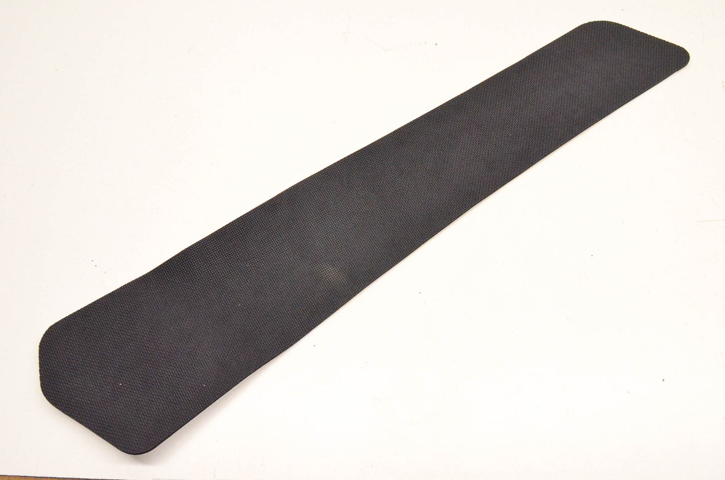 New OEM Yamaha F0D-U351N-01-00 LH Step Mat NOS