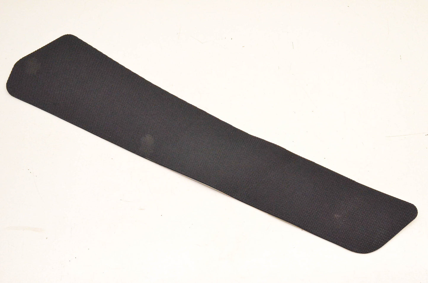 New OEM Yamaha F0D-U351P-01-00 RH Step Mat NOS