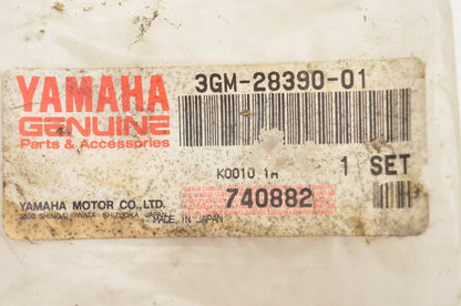 New OEM Yamaha 3GM-28390-01-00 Emblem Decal NOS
