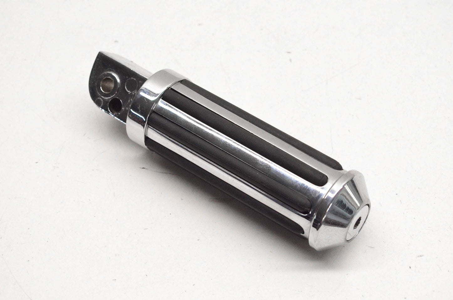 New OEM Yamaha Chrome Replacement Footpeg With Rubber Insert NOS