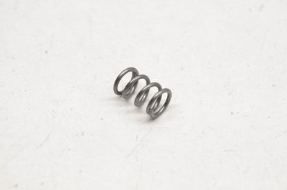 New OEM Yamaha 6K8-14533-00-00 Adjusting Screw Spring NOS