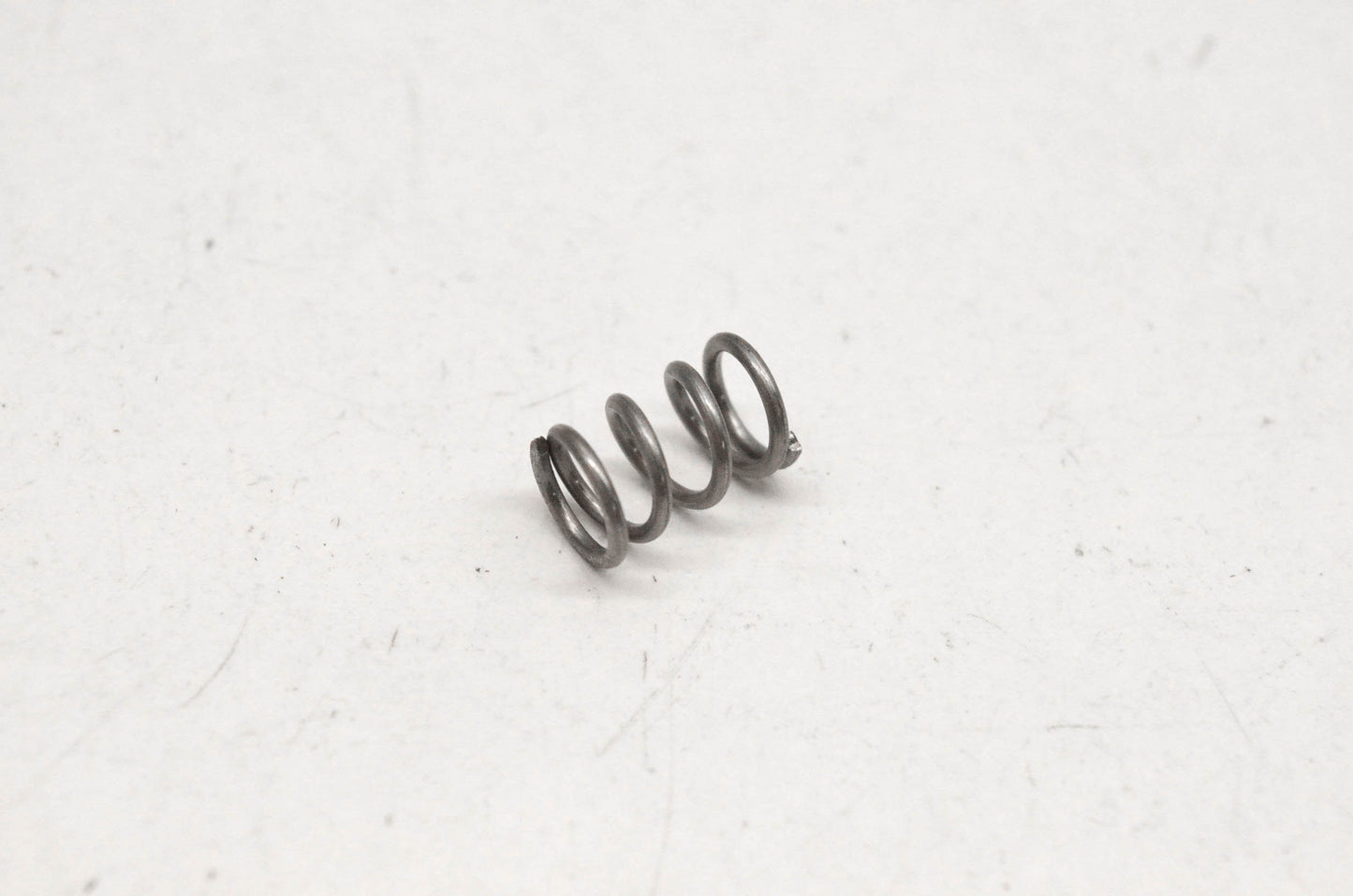 New OEM Yamaha 6K8-14533-00-00 Adjusting Screw Spring NOS