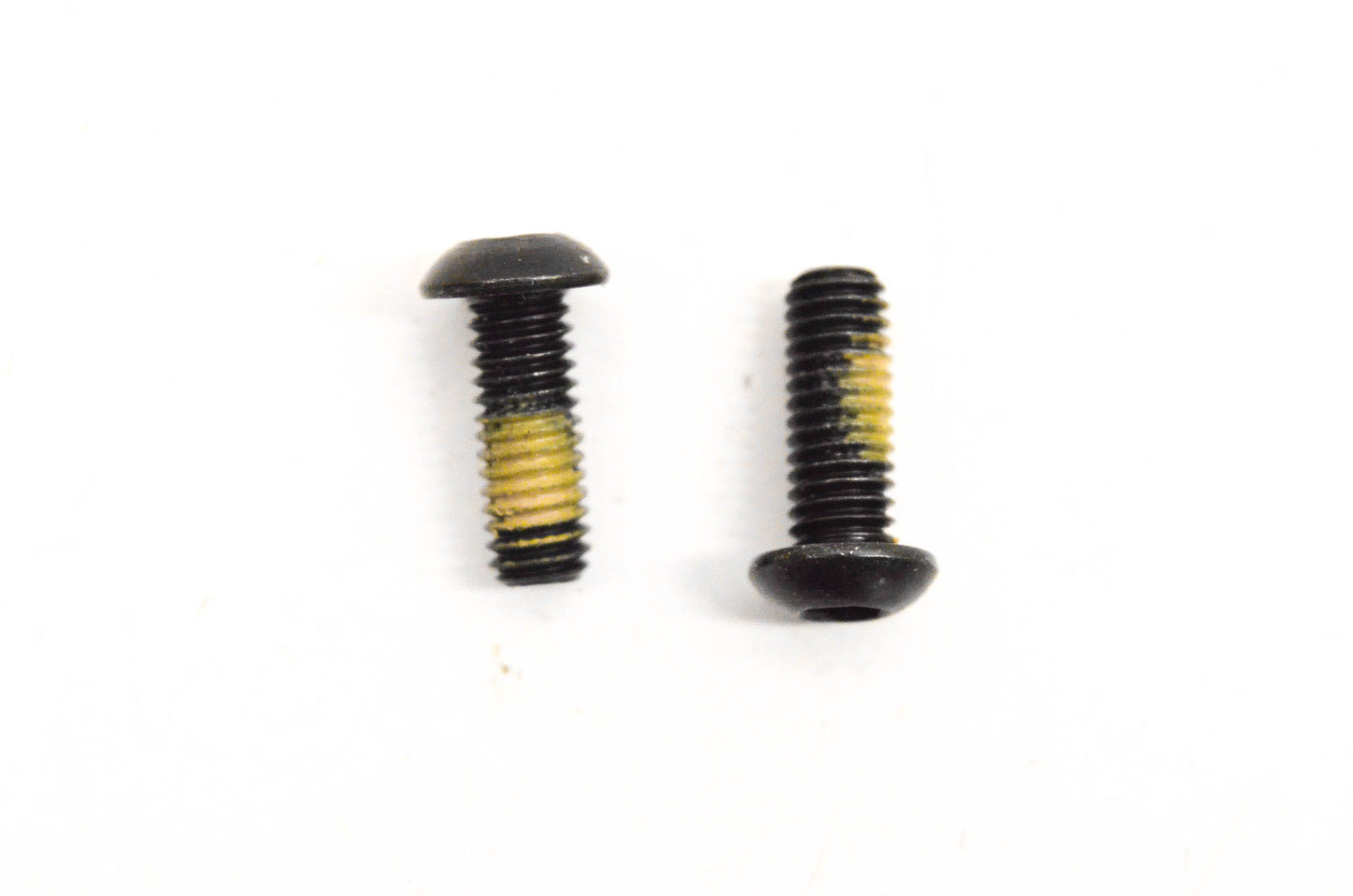 New Aftermarket 250000168 Socket Head Screws Qty 2 NOS