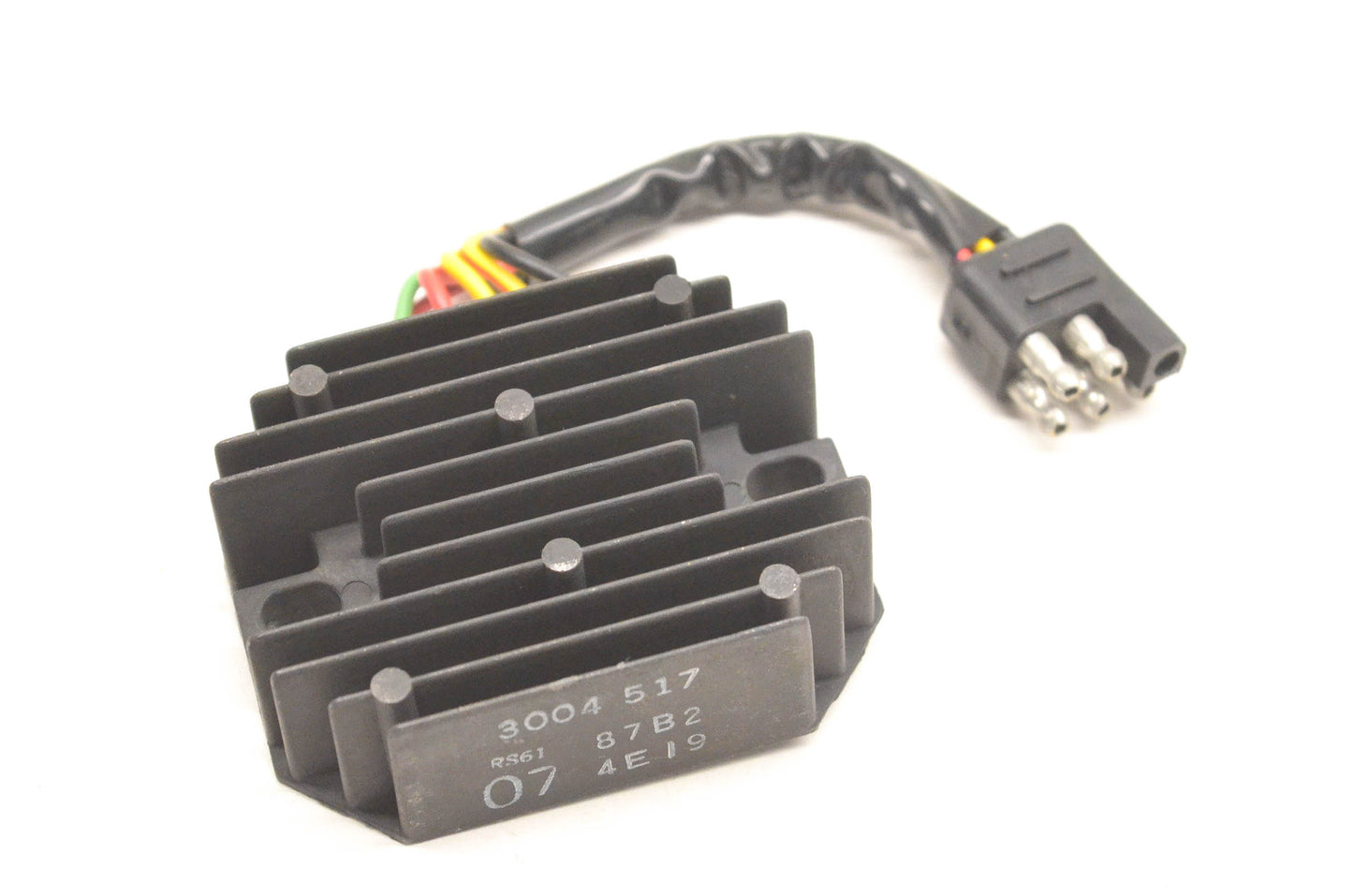 New OEM Arctic Cat 3004-517 Voltage Regulator DC +15v NOS