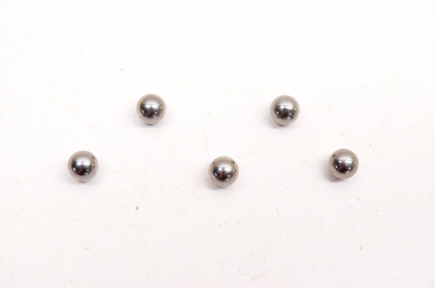 New OEM Yamaha 93503-16003-00 Bearing Balls Qty 5 NOS