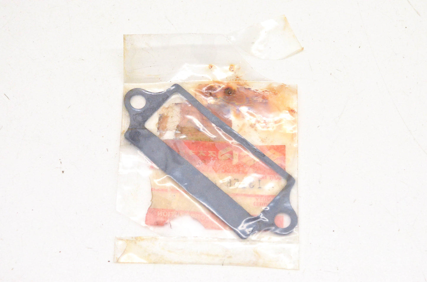 New OEM Suzuki 13156-87B01 Reed Valve Gasket NOS