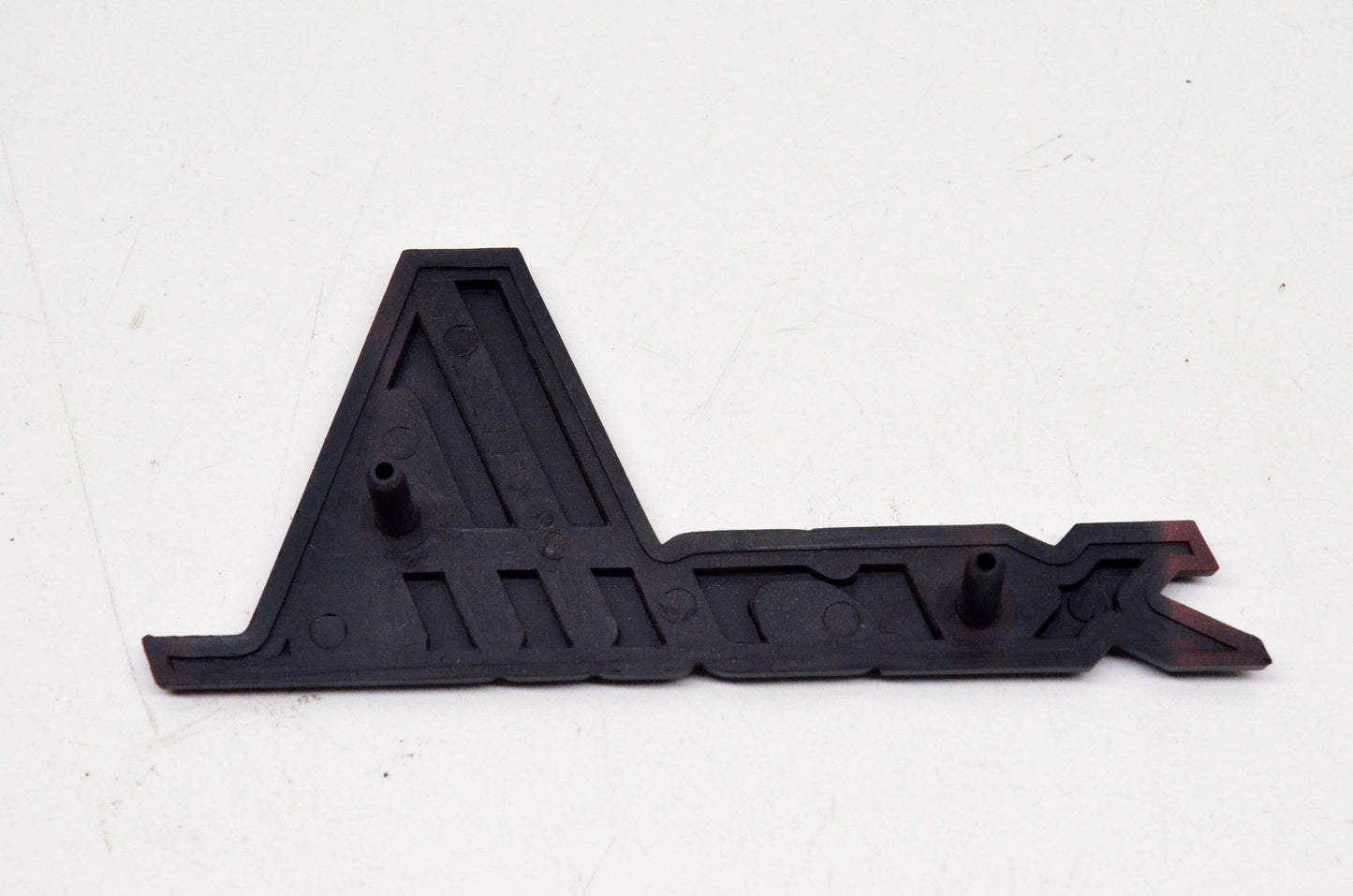 New OEM Yamaha 8U9-77353-00-00 Emblem NOS