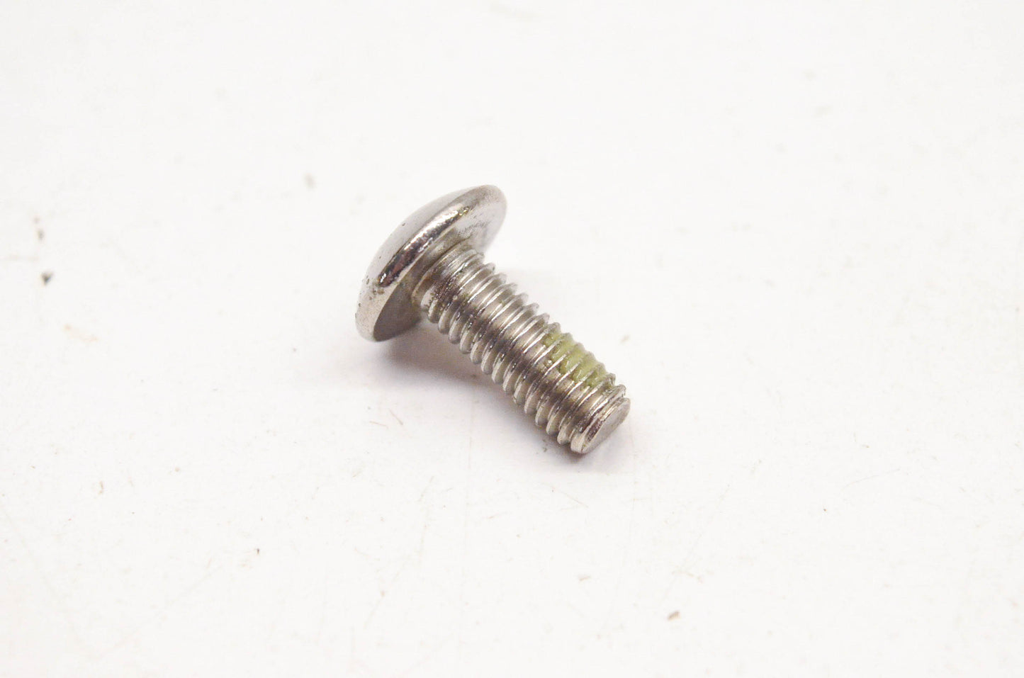 New OEM Yamaha 4NL-F8354-00-00 Truss Screw NOS