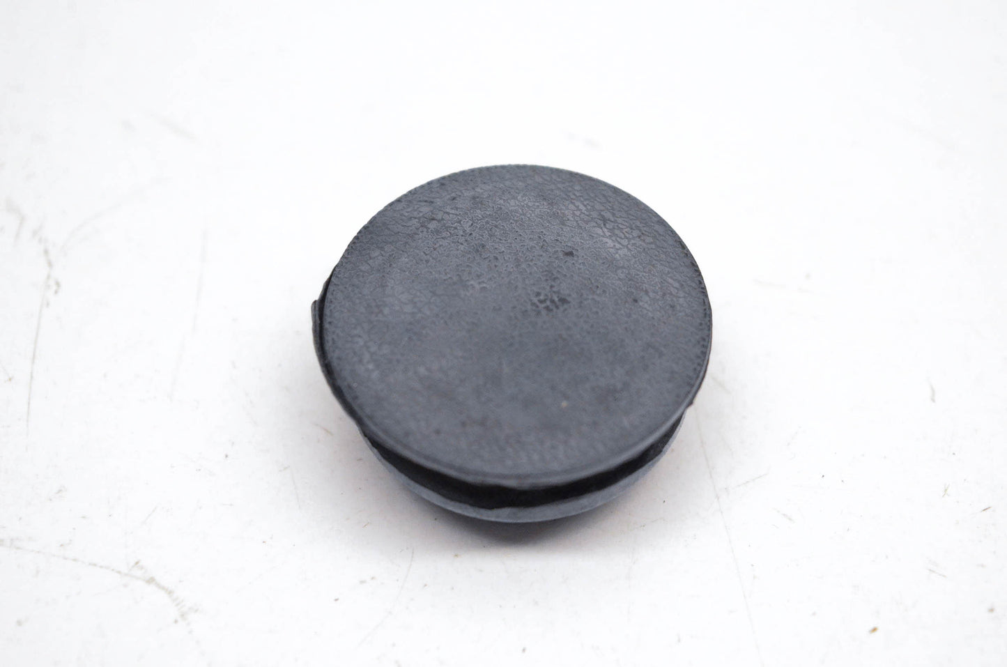 New OEM Yamaha 26H-28349-00-00 Cap NOS