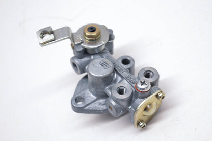 New OEM Suzuki 16100-30011 Oil Pump Assembly NOS