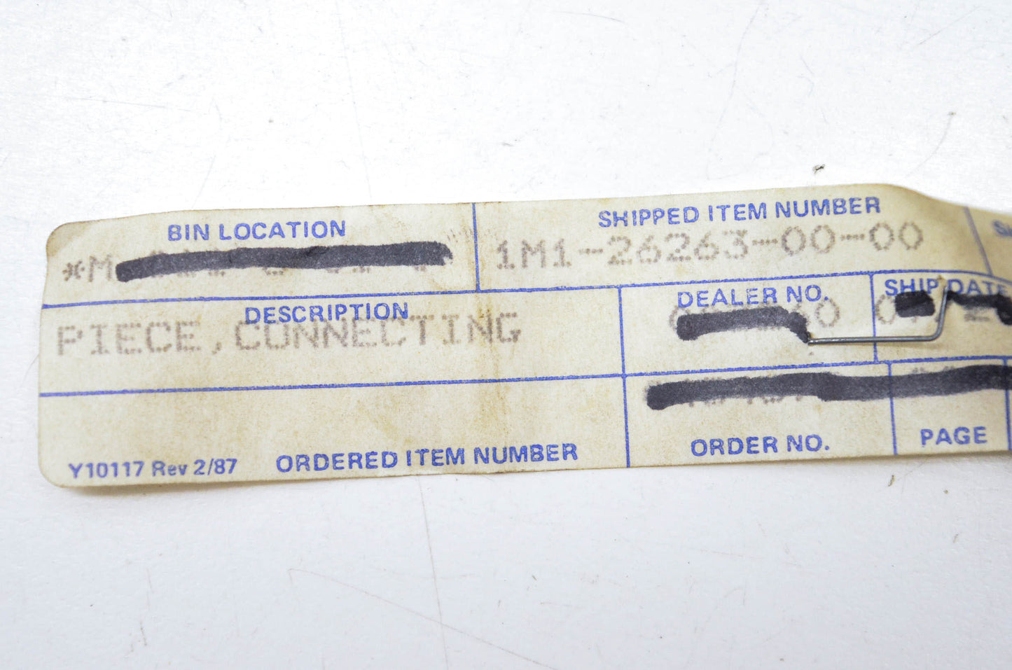 New OEM Yamaha 1M1-26263-00-00 Connecting Piece NOS