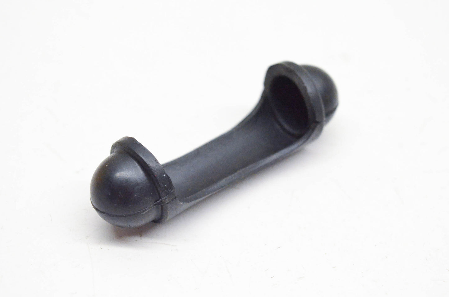 New OEM Yamaha 583-23469-00-00 Bolt Cap NOS