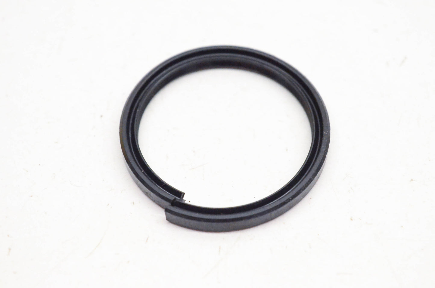 New OEM Yamaha 1UY-23527-00-00 Oil Seal NOS