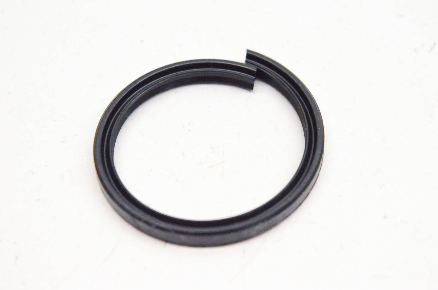 New OEM Yamaha 1UY-23527-00-00 Oil Seal NOS