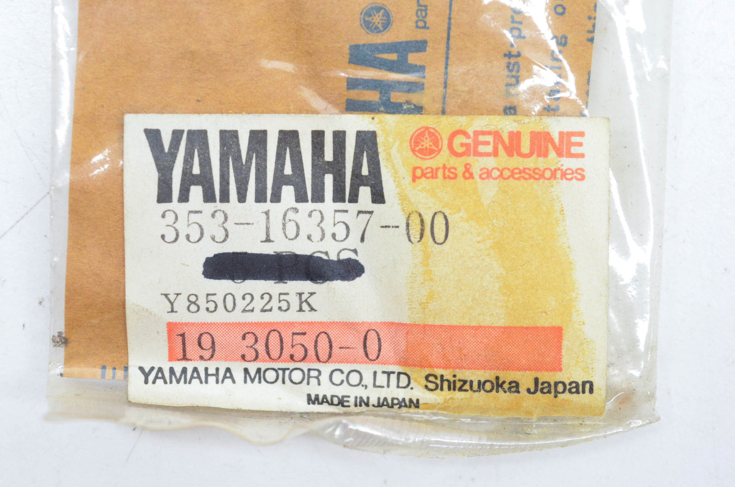 New OEM Yamaha 353-16357-00-00 Push Rod NOS