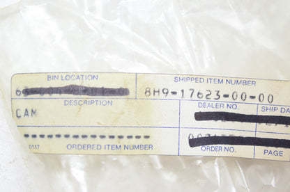 New OEM Yamaha 8H9-17623-00-00 Cam NOS
