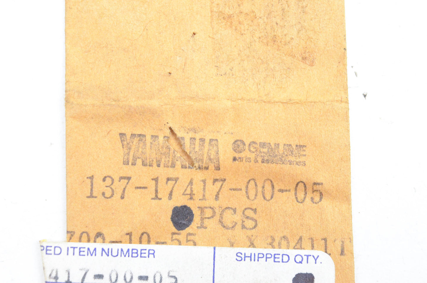New OEM Yamaha 137-17417-00-05 Shim NOS