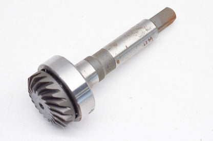 New OEM Yamaha 3L5-17550-00-00 Driven Pinion Shaft NOS