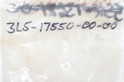 New OEM Yamaha 3L5-17550-00-00 Driven Pinion Shaft NOS