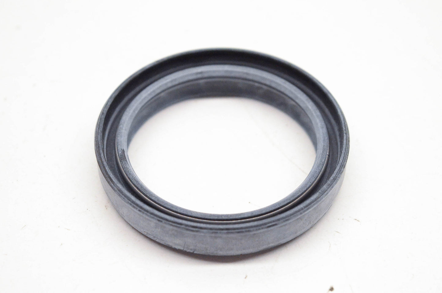 New OEM Yamaha 5UN-23145-L0-00 Front Fork Seal NOS