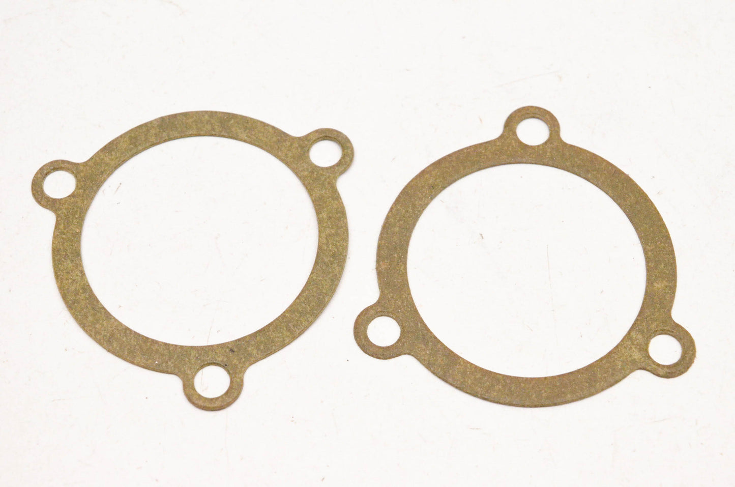 New OEM Suzuki 17668-31000 Thermostat Gaskets Qty 2 NOS