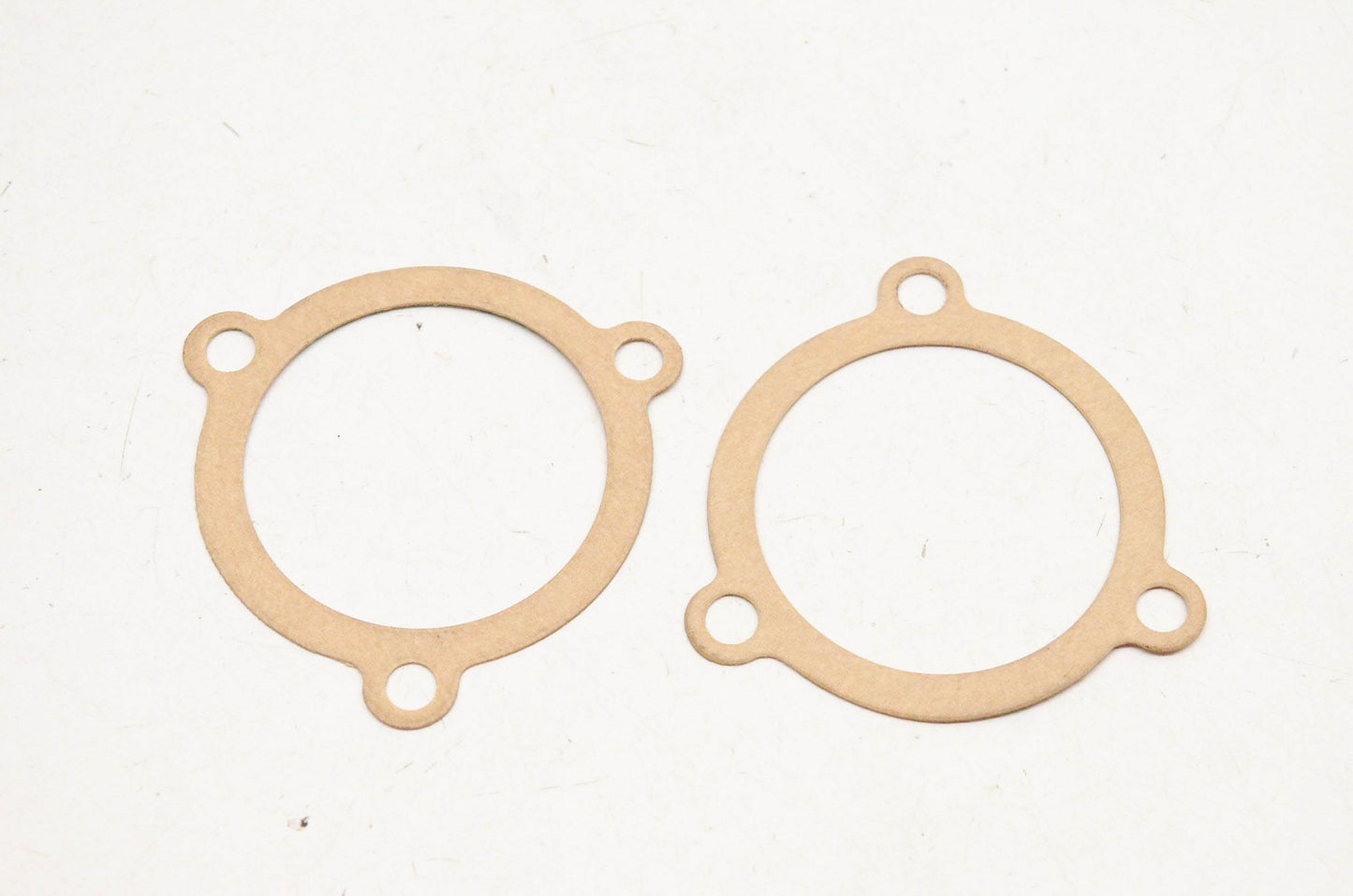 New OEM Suzuki 17668-31000 Thermostat Gaskets Qty 2 NOS