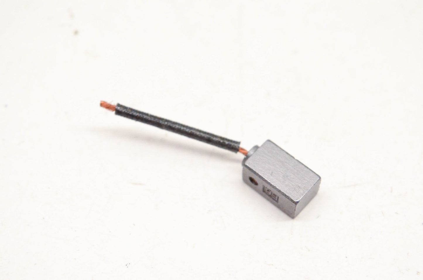 New OEM Yamaha 278-81611-20-00 Brush NOS