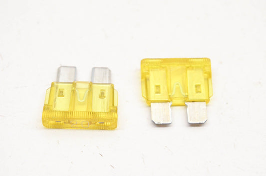 New OEM Yamaha 2GV-82151-00-00 20amp Fuses Qty 2 NOS