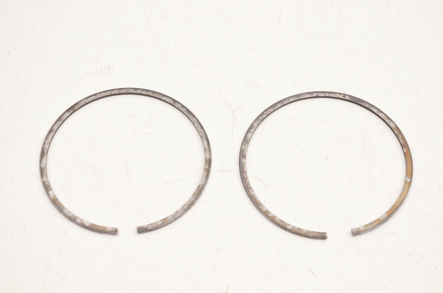 New OEM Yamaha 3V9-E1611-10-00 Piston Ring Kit Std NOS