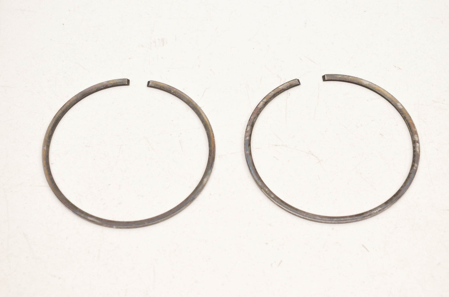 New OEM Yamaha 3V9-E1611-10-00 Piston Ring Kit Std NOS