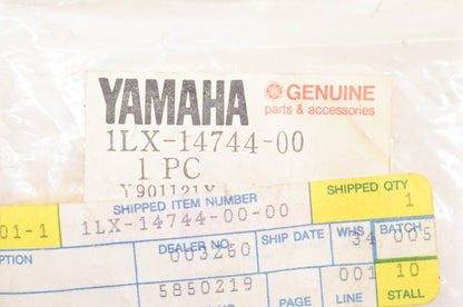 New OEM Yamaha 1LX-14744-00-00 Bracket NOS