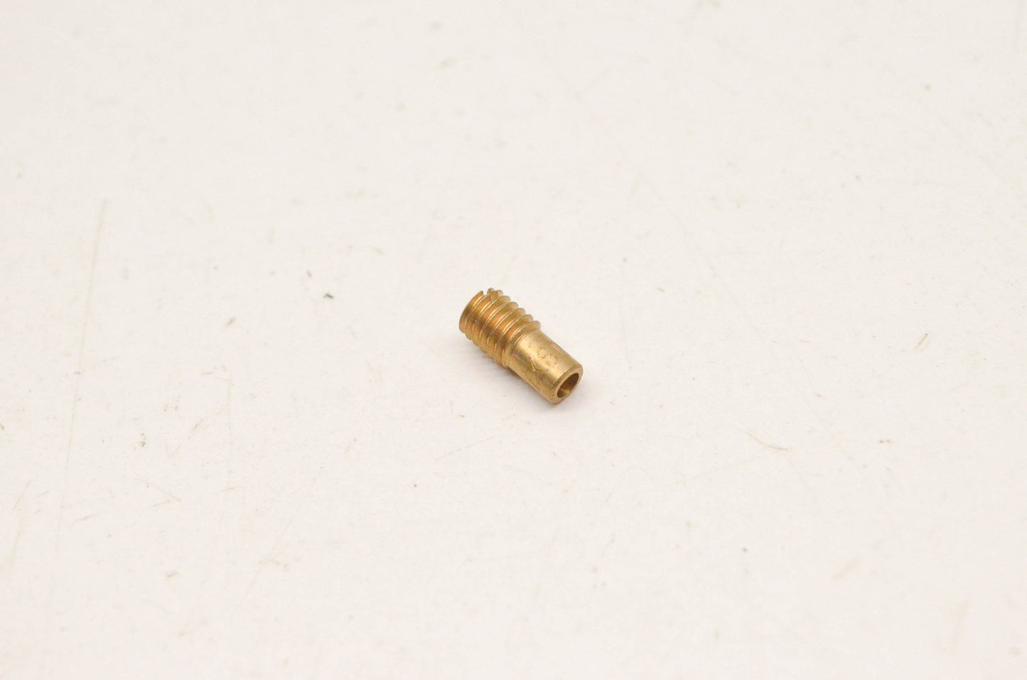 New OEM Yamaha 4JT-1494F-11-00 Pilot Jet #60 NOS