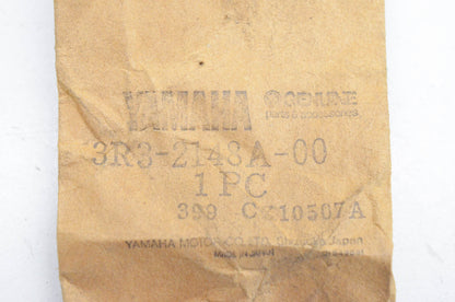 New OEM Yamaha 3R3-2148A-00-00 Frame Shaft NOS